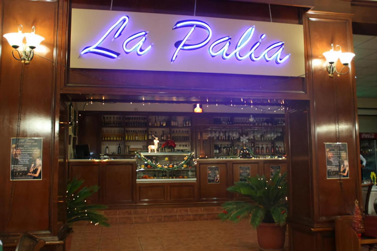 Pensiunea La Palia Iasi Ngoại thất bức ảnh