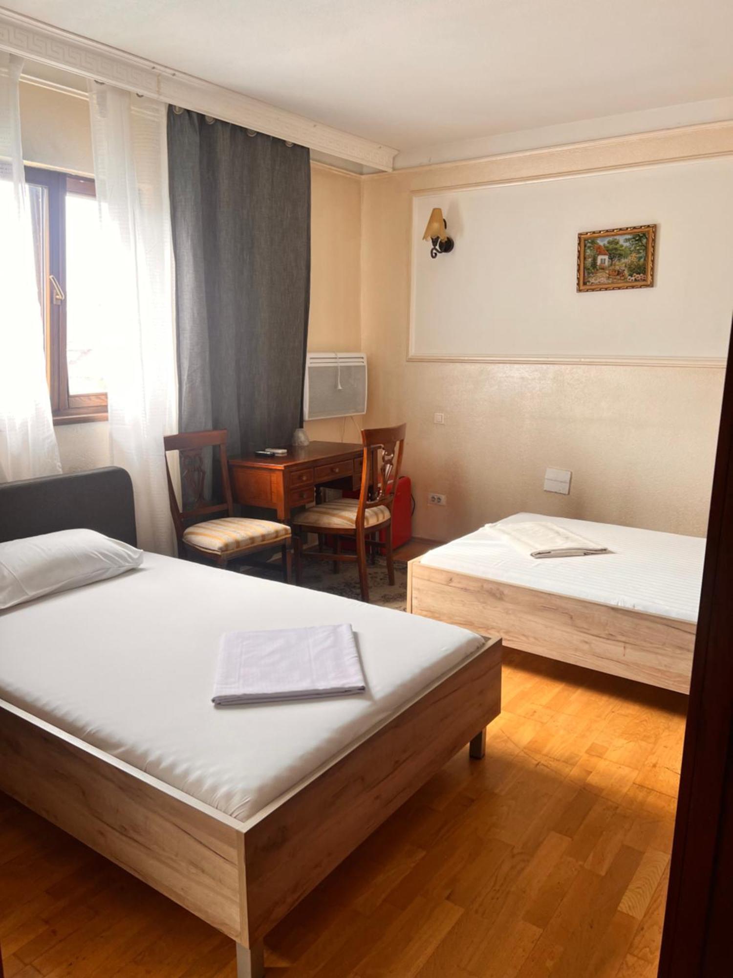 Pensiunea La Palia Iasi Ngoại thất bức ảnh